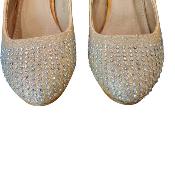 Seven Color Pumps Heels Womens Sz 6.5 Rhinestone Covered Pale Gold Pumps - Picture 3 of 10